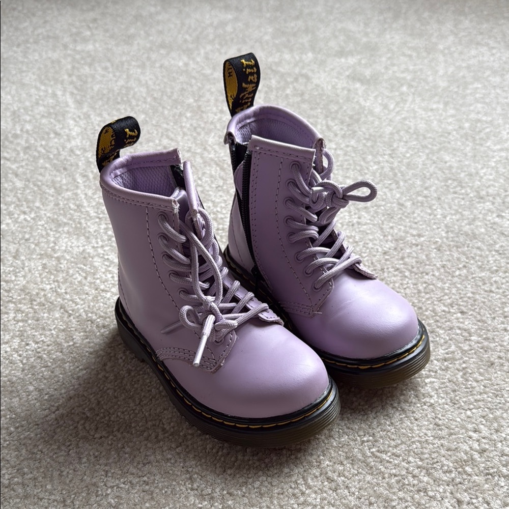 Dr. Martens Kids Boots in Light Purple